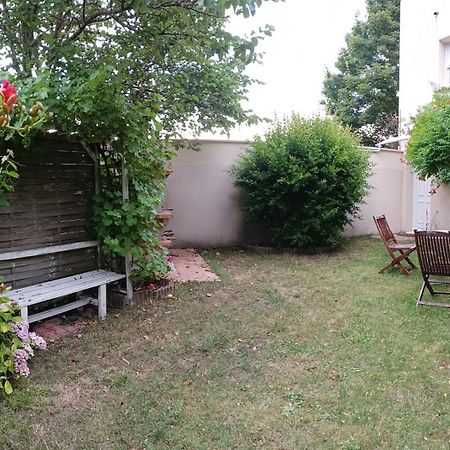 Gite Les Bignones Freneuse  Exterior photo